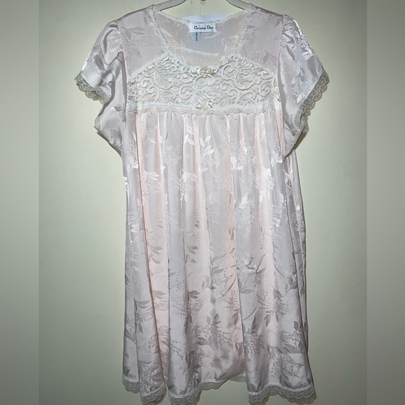 Christian Dior Vintage Lace Trim Nightgown Dior Monogram throughout Saks - Picture 4 of 8